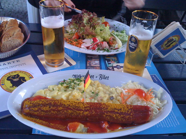 Altkanzler-Filet stndigevertretung stv bier currywurst klsch berlin 