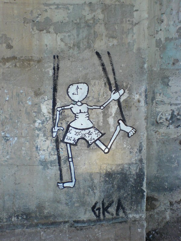 Puppet on a string ehrenfeld streetart 