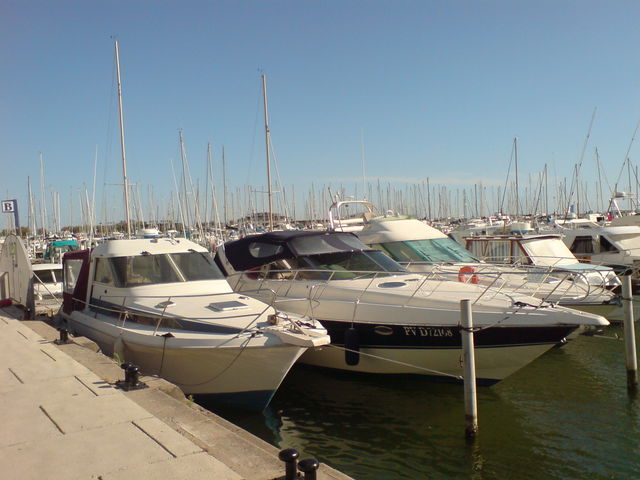 yachthafen hacht lagrande yacht yafen hafen frankreich mittelmeer motte 