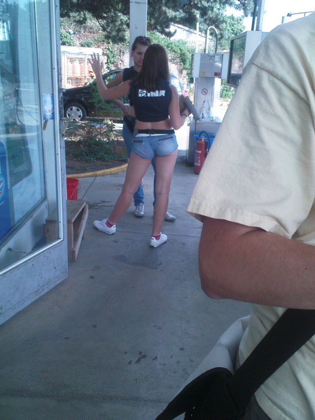 serviceoase adria hotpants tankstelle kroatien autow�sche service bauchfrei 