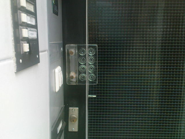 glasschnecke links glas k�ln t�r eingang 70er 