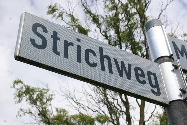 tz tz tz strich straßenschild cuxhaven 