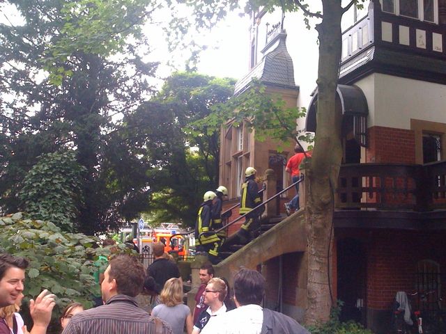 Feuer? feuerweht lindenthal bung villa bplusd 