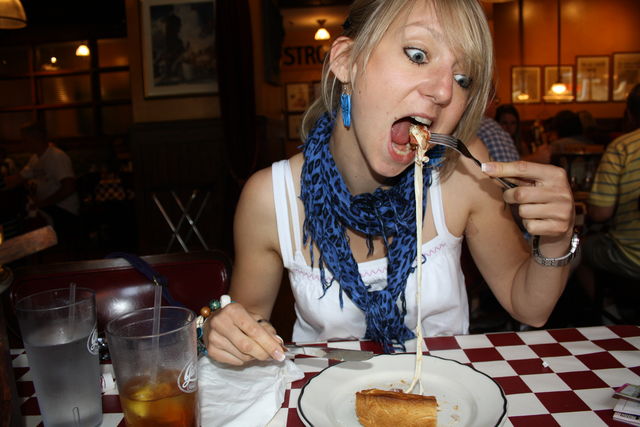 c.b.p.2 k�sekampf riesenschn�ss danni k�se pizza kampf usa chicago 