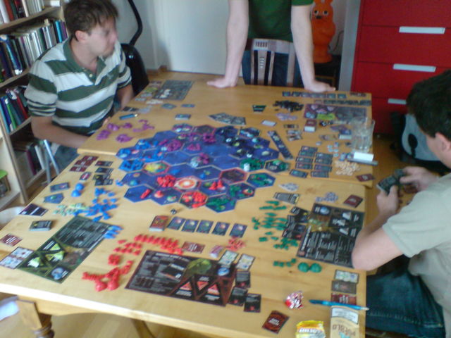 brettspiel-weltrekord-versuch 10h megalang twilightimperium3 weltraum brettspiel 