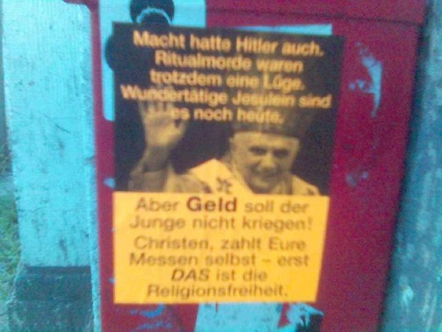 religionsfreiheit ehrenfeld papst ratze streetart 