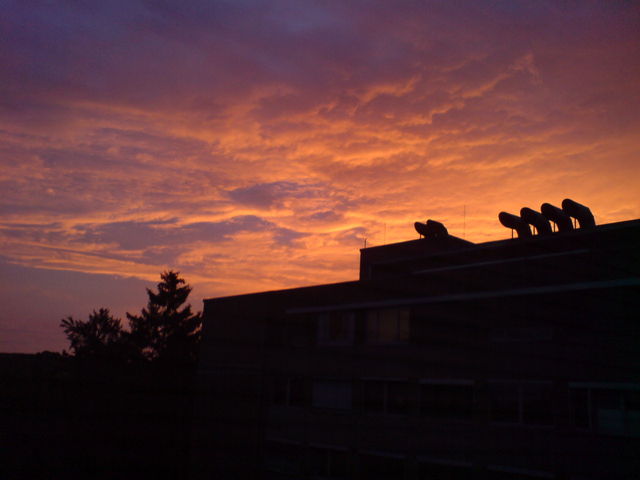 from dusk till dawn im Krankenhaus evk krakenhaus himmel wolken sonnenaufgang morgens 