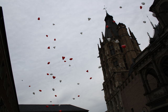 LOVEballons kln hochzeit luftballons standesamt herzen 