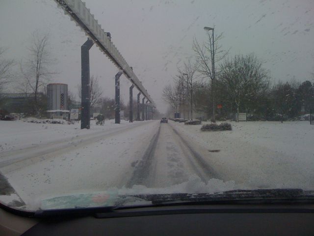 Daisy-Chaos in Dortmund daisy rumdienst-ad schneegestber schnee uni dortmund hochbahn 