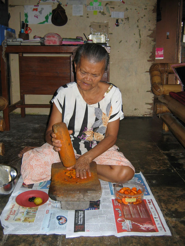 Jamu- Heilerin flssigkeit heilerin yogjakarta indonesien 