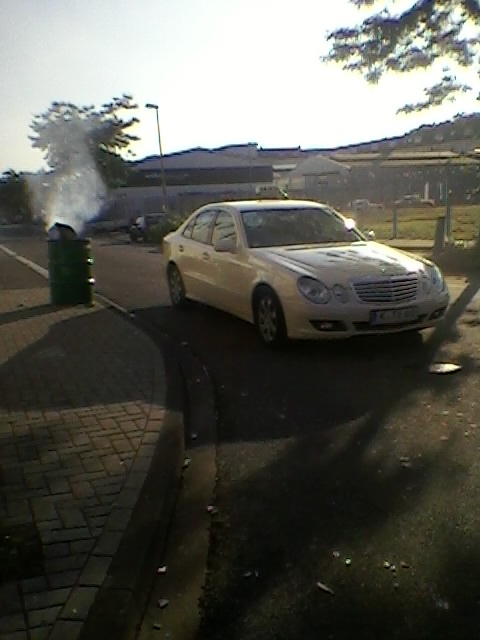  ehrenfeld ghetto brennen taxi m�lltonne papierfabrik 