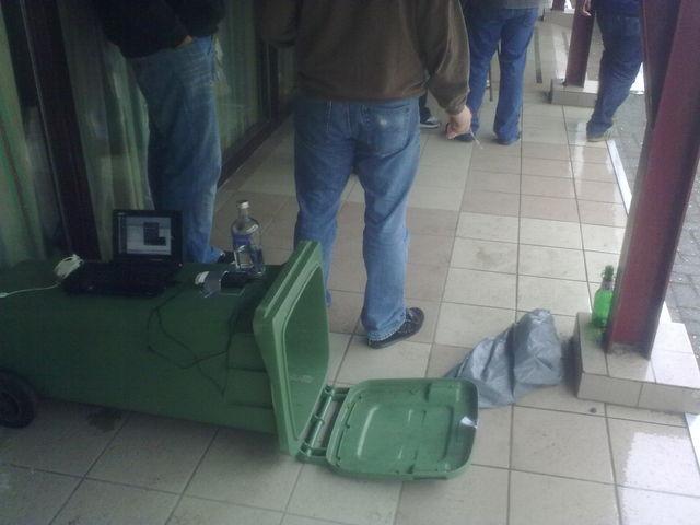 boombox musik bass m�lltonne outline tonne outline2010 