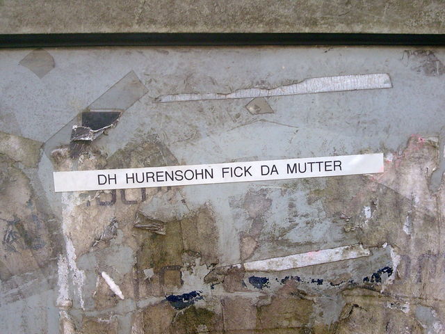 h, was? da dh fick kln sticker flegel nippes mutter stromkasten hurensohn 